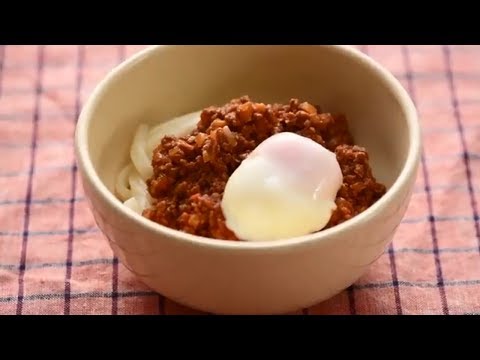 スパゲッティミートソースと かま揚げうどん温玉のせ／堤人美・料理家【PremiumRecipes from 講談社のお料理BOOK】