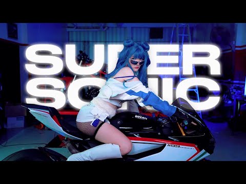 Fesch6 - Supersonic (Official Lyric Video)