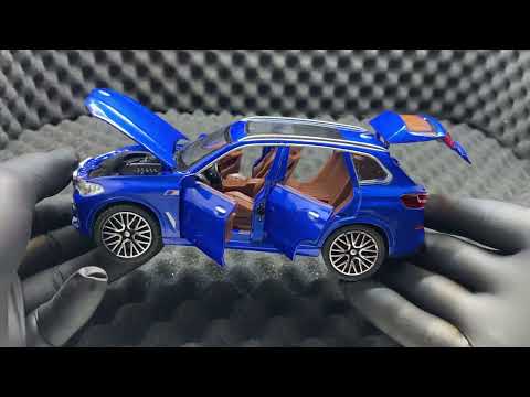 Unboxing Macheta Bmw X5 albastru 1:32 deschide toate usile- sunet si lumini