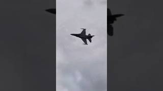The lethal f16 Pakistan☠️🇵🇰  😯 #gta #realjet #flyinghigh #flying #f16 #jf17 #shortsfeed #viralvideo