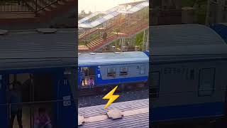 #highspeed #traingate #indianrailways #railway #traintales #amazingfacts #train #trainhorrorstory