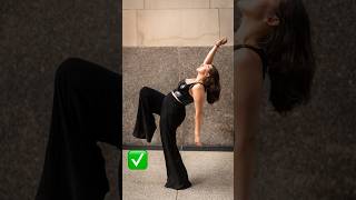 Spice up your POSES with this single leg reach back pose #modelposes #modelpose #uniquepose