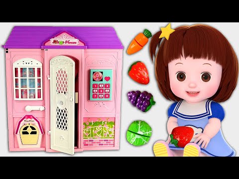 Baby Doli and two story house cooking kitchen