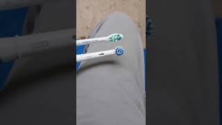 Slow motion Oral-B 1000 vs Sonicare 4100