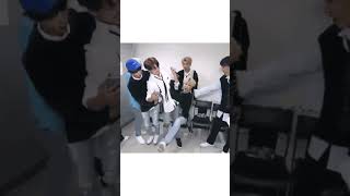 #bts #funnydubbing #btsdubbing #taekookfunnydubbing #suga #cutefriends #btsshorts