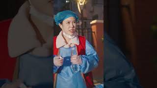 你守护大家，妈妈守护你【烟火人间事】#Shorts