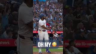 Vladdy knew he got all of that homer 😱