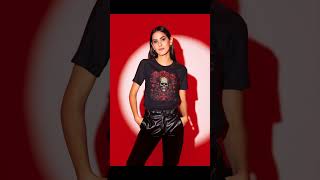 💀 Unleash the Boldness: Our Skull T-Shirt Rocks! 💥