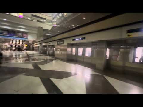 2 DEN Airport People Mover departing from A Gates