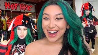 Giving Myself A Hot Topic MAKEOVER!!