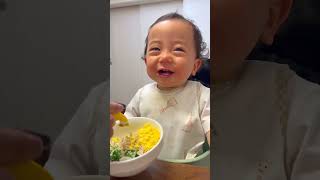 [Baby] If you're feeling irritated, try eating a three-color bowl of rice 🌈 #baby #shorts #ToaPi