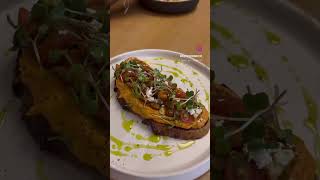 Creamy Red Peppers Hummus Toast