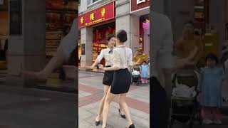 來我姐妹地盤炸街了#我要找到你 #戶外舞蹈 #舞蹈