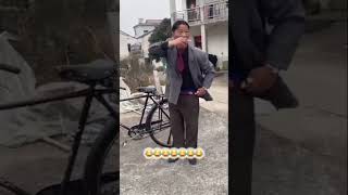 🤣🤣 #funnyprank #funnyreaction #funnyvideos #pranks #trynottolaugh #comedy #comedytime #funny #memes
