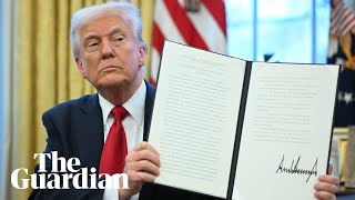 Donald Trump announces new 25% tariffs on cars from overseas