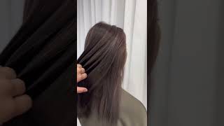 色彩则选择了能展现深度与光泽的摩卡咖啡色。      廊#燙髮#色彩染髪#耳圈染#雙色染髮#日系染髮#韓系髮根燙#韓系染髮