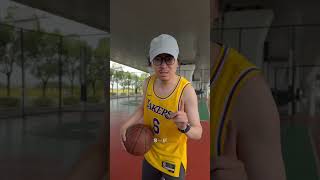 当峰哥和徐静雨用上手机云台以后。。。。。。 当峰哥用上insta360 Flow 2 pro 当徐静雨用上insta360 Flow 2 这两个手机云台能给他俩视频带来什么变化？ #云台稳定器 #影