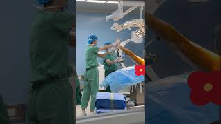 医院手术室惊讶的故事 #医学微视 #shoulder #doctor