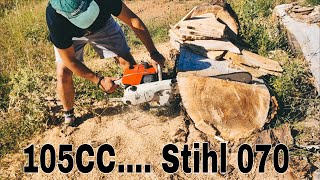 Stihl 070. It's ALIVE!!! This is a monster 💀