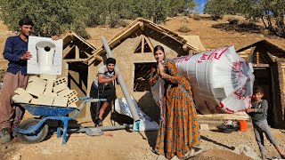 Documentary on nomadic life: "Installing the first amenities in the high-altitude shelter"