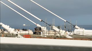 2025.07.24 淡江大橋工程  主橋塔工作架部分抬升至U51頂端準備U52施工 淡水側Tw17第18對穿索 主橋塔八里側20B鋼節塊吊裝後焊接概況 進度更新  即時直播 (字幕 中.英)