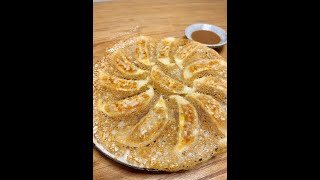 一分鐘學識煎出冰花餃子