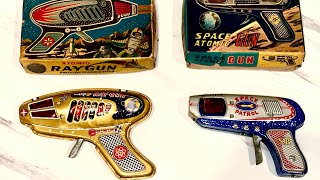 2 Space Ray Guns for your viewing enjoyment! #raygun #spacetoys #tintoys