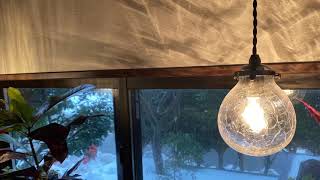 【空き家リノベ】古民家再生 カフェスペースにアンティークなペンダントライトを取り付けた  | Install an antique pendant light in the cafe space