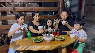 3个孩子肚子饿了想吃点好菜，看看媳妇晚餐做了什么美食？老公走近一看吓一跳
