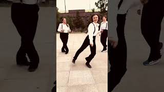 Enjoy this #ElectroSwingDance by shuffledance.pl 🕺🎩🎉🎼🎹🎺✨💃🏻