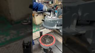 Let’s see how a cycloidal gear reducer assembly. #gear #gearbox #reducer #drive #motor #gearmotor