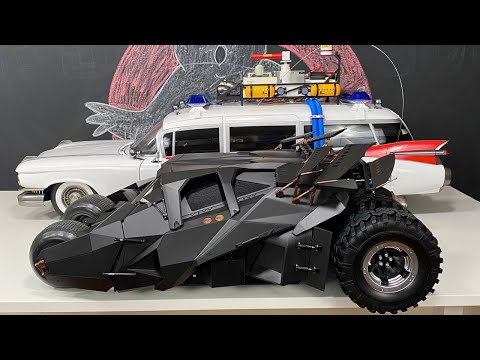 BLITZWAY ECTO-1 vs HOT TOYS TUMBLER ( COMPARISON )