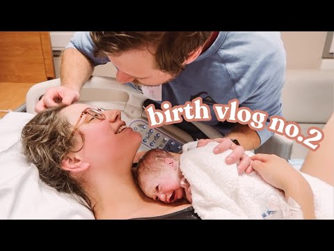 Unmedicated Birth Vlog ~ Baby girl #2 was IN A RUSH.