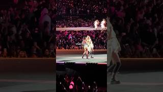 chaennie’s silly walks💓 #blackpink #rosé #jennie