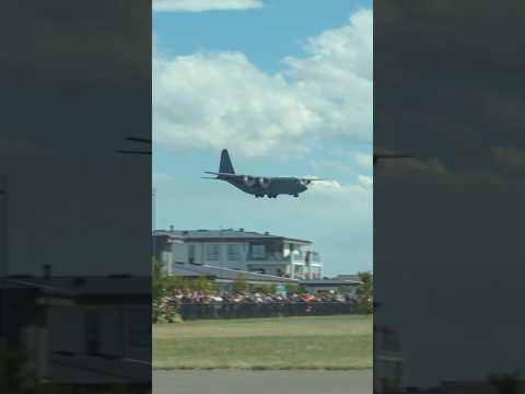 Hercules lands at Air Force Museum in Christchurch | Royal New Zealand Air Force