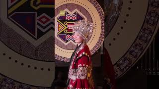 African journalist gets a taste of traditional Miao culture