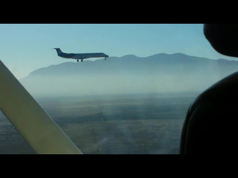 Embraer ERJ 145 and Cessna landing at the same time
