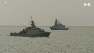 美国军舰后厨为船员战斗力增添力量