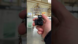 This mini retro camera takes photos vintage 📸🥹 #photography #minicamera #retrocamera
