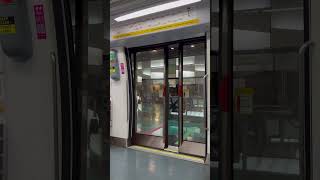 Malfunctioning PSD on the Circle Line! #train #faulty #mrt #circleline #psd