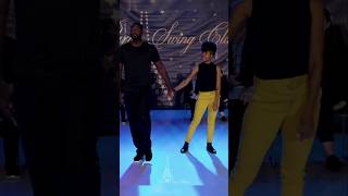 She KNEW this song 🤩 #improv #westcoastswing with Tren Veal