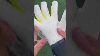 Unboxing Gloves n🦾 #football #goalkeeper #soccer #goalkeepertraining #storelli