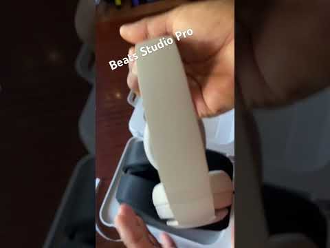 Unboxing Beats Studio Pro