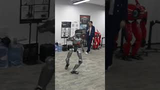 🤖ENGINEAI Robots Dancing LIVE! Smooth Moves, Totally Cool! #robot #engineai  #humanoidrobot