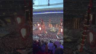 Wembley sings Thinking Out Loud with Ed Sheeran!