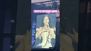 Visual queen for a reason❤️‍🔥💕#JISOO#deadlineworldtour#blackpink#blackpinkconcert#lisa#jennie#rosé