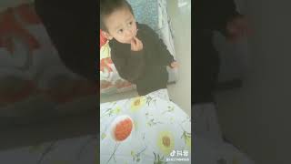 补锌，吃胡萝卜，糖，醋，盐调下儿子最喜欢吃了^O^