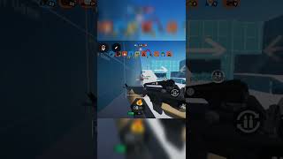 Stay till the last second👀 #roblox #relatable #shorts #funny #robloxgames #robloxyt #robloxguesty