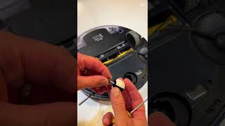 How to remove the small front wheel on a Ecovacs Deebot vacuum! For cleaning #deebot #ecovacs