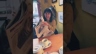 🇫🇷 #trendingshorts #travelvlog #trending #travel  #世界一周  #新婚旅行 #夫婦 #ハネムーン #france #colmar #cafe